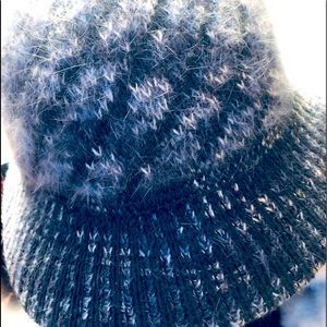 Very rare rabbit hair women’s Kangol Hat ❤️